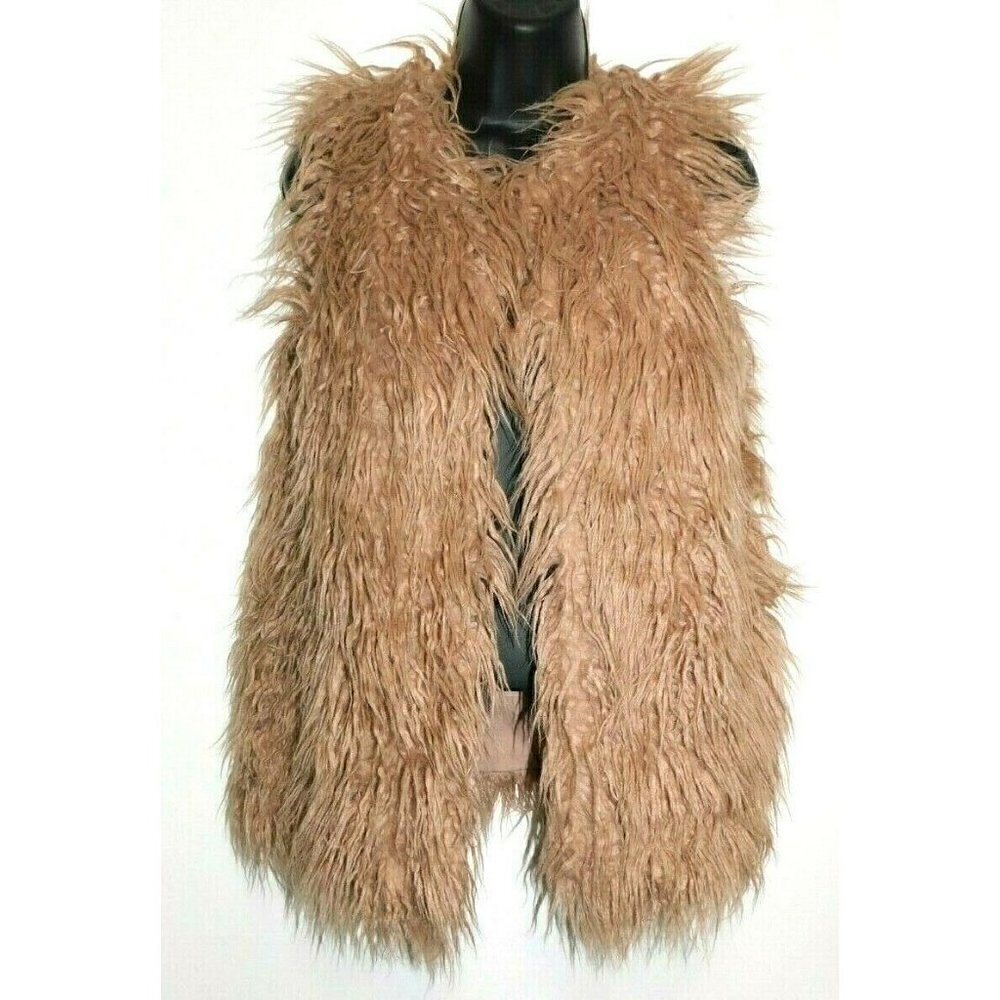 MOSSIMO faux fur vest, woman's size XS, pink, beige, mauve color